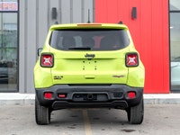 Carget Supercentre is proud to present this 2018 Jeep Renegade Trailhawk! EXTERIOR: HYPERGREEN INTER... (image 4)
