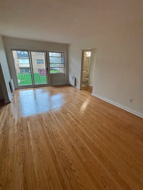 TEXT 4168280841 All new ! ask promotion PROFESSIONALLY MANAGED BUILDING PROMOTION. X LARGE 2 BEDROOM...