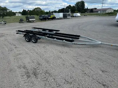 2025 EZ Loader T96PS, fits 24-26ft long pontoons, has the lowered center bunk to fit Manitou V-Toon...