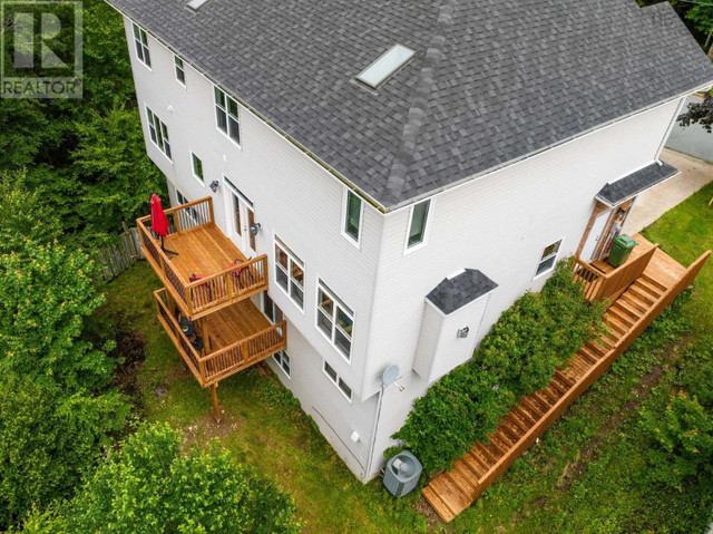 12 Ahmadi Crescent Bedford, Nova Scotia in Houses for Sale in Dartmouth - Image 3