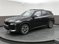 ONLY 25,000 KMS, BMW CERTIFIED! PANORAMIC MOONROOF, HEATED SEATS, HEATED STEERING WHEEL, NAVIGATION,... (image 3)