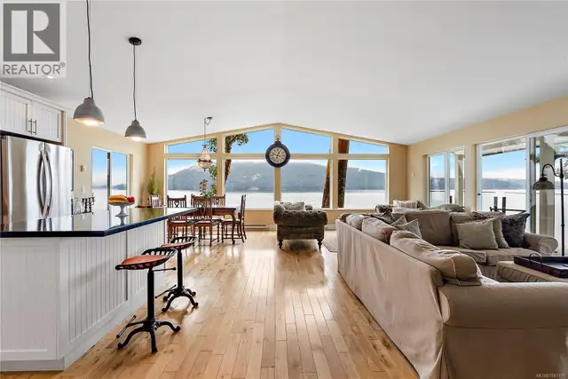 976 Lands End Rd North Saanich, British Columbia in Houses for Sale in Victoria - Image 8