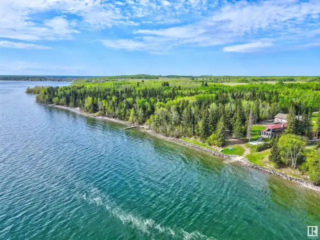 2202 28 ST Cold Lake, Alberta in Houses for Sale in Edmonton - Image 3