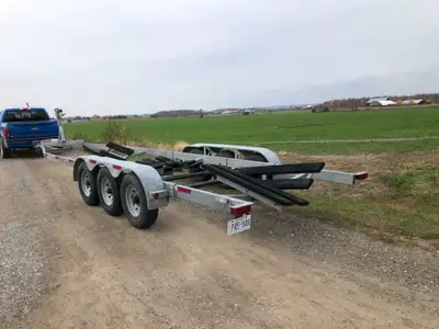 Boat trailer Tri boat 12000LB capacity 3 5200lb axles galvanized $8999 Fully adjustable Will fit 28’...