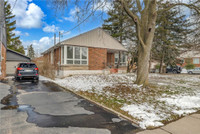 9 MULOCK Avenue Hamilton, Ontario