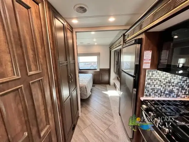 2024 Newmar Bay Star Sport 2912 Gas Full Wall Slide Out+1 more in RVs & Motorhomes in Moncton - Image 36