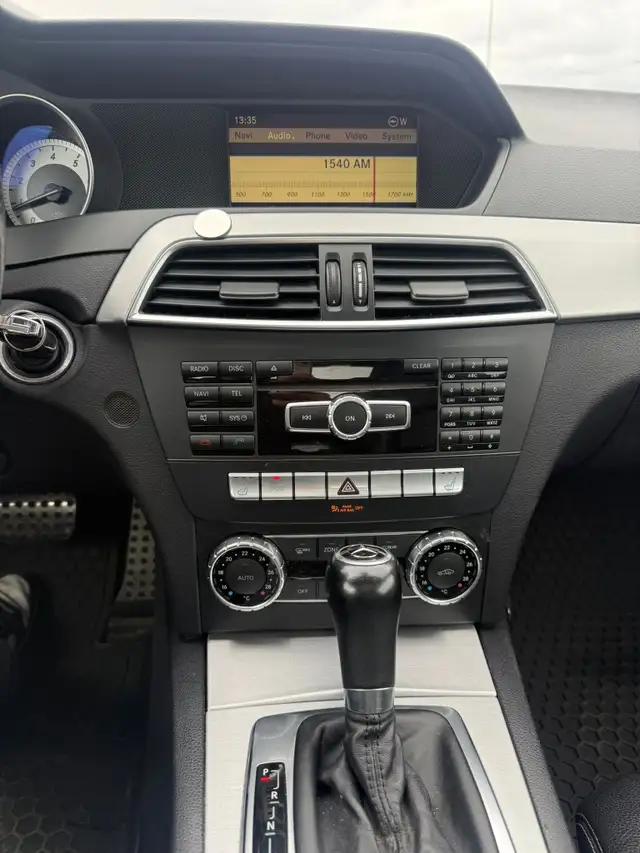 2012 Mercedes-Benz C-Class559287608133570567
