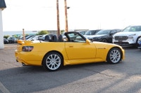 ACCIDENT FREE DEALER MAINTAINED CANADIAN CAR LOVE FROM THE FIRST SIGHT. TRULY, TRULY, A Timeless Mas... (image 6)
