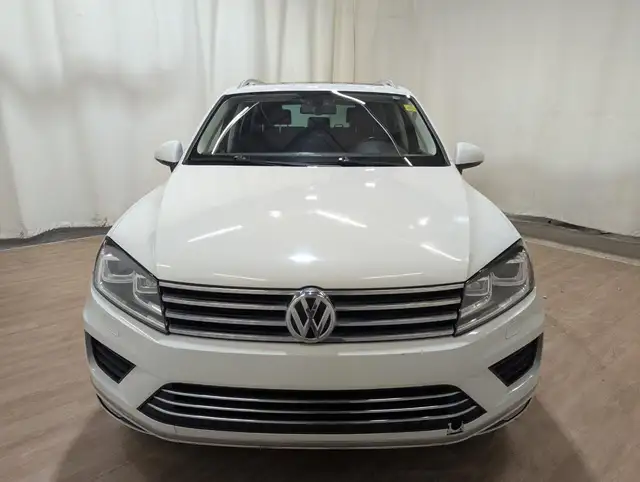 2015 Volkswagen Touareg 3.6L Comfortline Bluetooth | Heated S... in Cars & Trucks in Calgary - Image 3