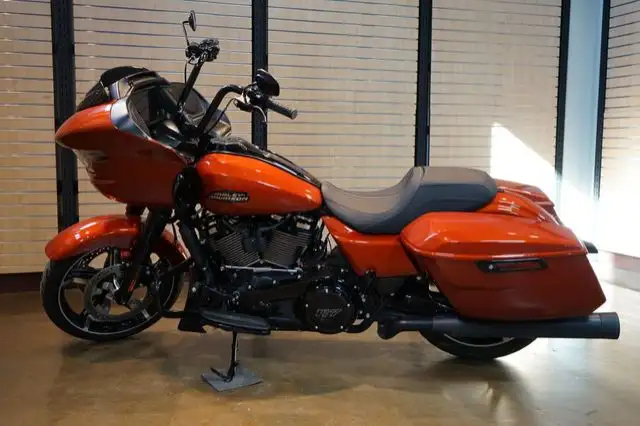 2024 Harley-Davidson FLTRX - Road Glide in Sport Touring in Lethbridge - Image 8