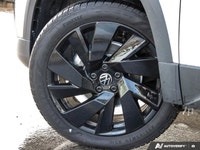 Come see this 2024 Volkswagen Taos Comfortline Black Edition before it's too late! *This Volkswagen... (image 8)