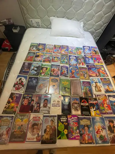 $1 EACH VHS TAPE NOTHING LOWER WILL BE ACCEPTED SORRY! 1 101 Dalmations 2 101 Dalmations Movie 3 A b...