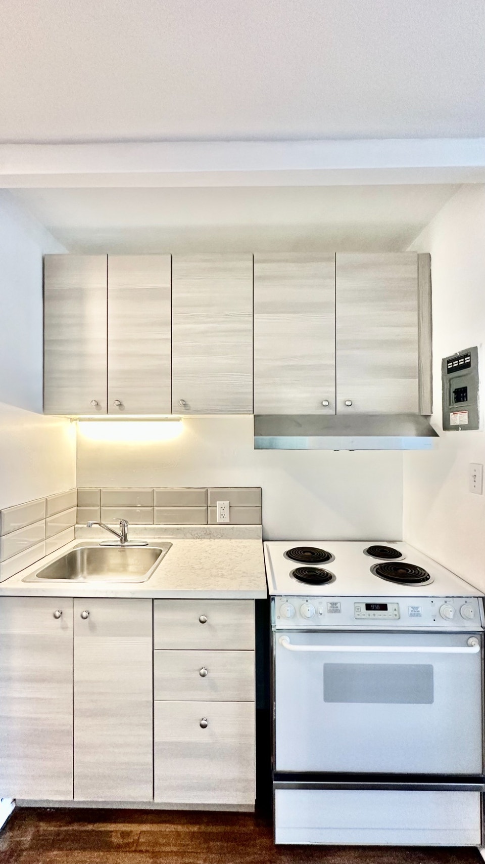 Studios tout inclus - Villeray -  Disponible maintenant 3