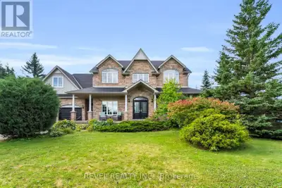 Welcome to 14 Devonleigh in Amaranth, where space, privacy, & thoughtful design come together on an...