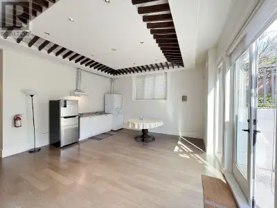 35xx 38TH AVENUE Vancouver, British Columbia