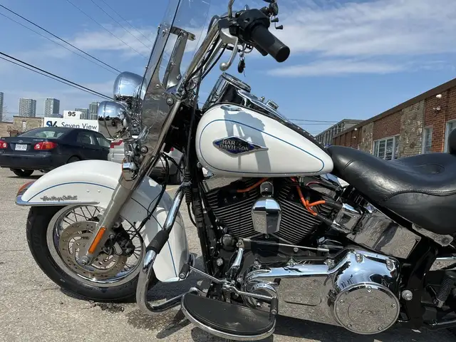 2012 Harley-Davidson Heritage Softail Classic ~ HERITAGE SOFTAIL in Street, Cruisers & Choppers in City of Toronto - Image 19