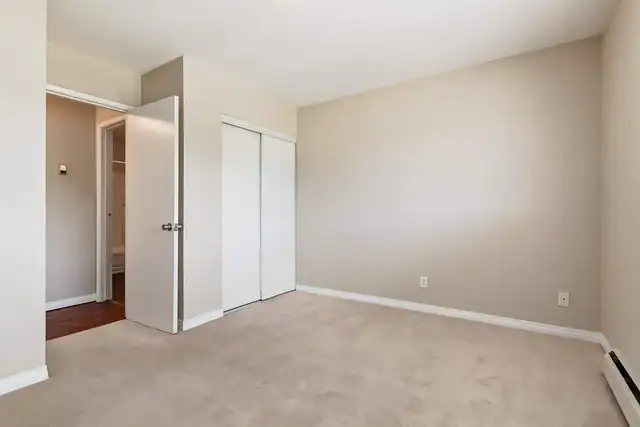 Spacious, pet-friendly apartments for everyday convenience | Sch in Long Term Rentals in Edmonton - Image 12