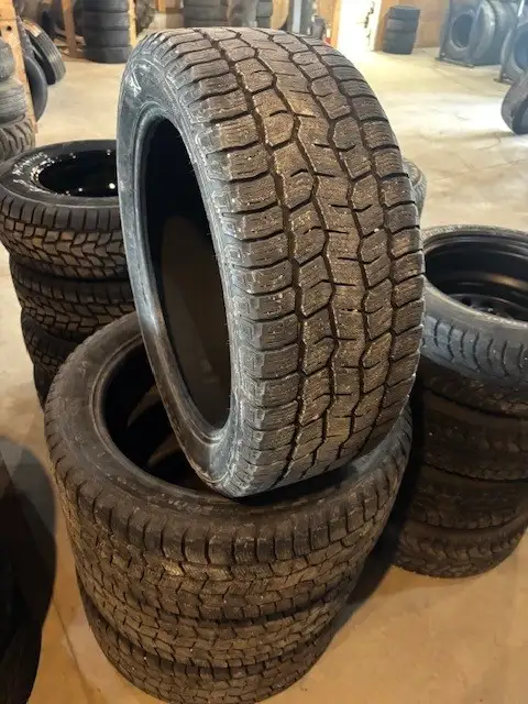 *USED* COOPER SNOW CLAW WINTER TIRES 285/45R22 in Tires & Rims in Grand Bend - Image 4