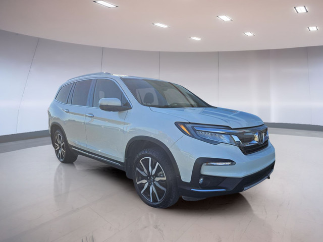 Honda Pilot Touring 8-Passenger 2019 in Cars & Trucks in Medicine Hat