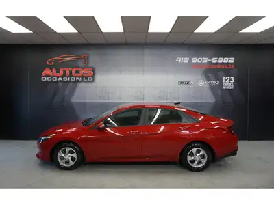 HYUNDAI ELANTRA ESSENTIAL 2022 BERLINE ÉDITION ESSENTIAL 4 CYLINDRES 2.0 LITRES 147 HP ** BAS KILOMÉ...