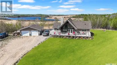- Welcome to 35 D’Amour Lake – A Rare Lakefront Retreat with Modern Comforts - Just over an hour fro...