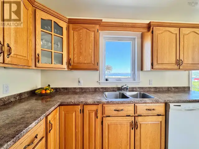 48 Seaview Drive Gabarus, Nova Scotia in Houses for Sale in Cape Breton - Image 18
