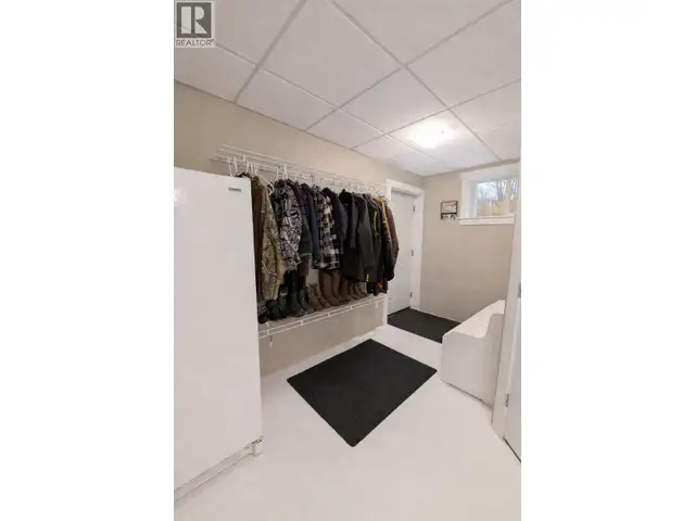 5665 HORSE LAKE ROAD 100 Mile House, British Columbia in Houses for Sale in 100 Mile House - Image 38