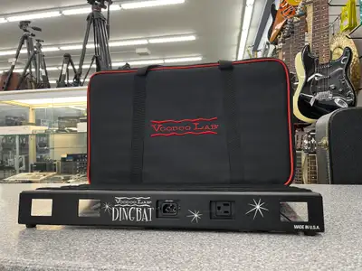 Voodoo Lab VOO DBL Dingbat Large Pedalboard with Gig Bag, View more