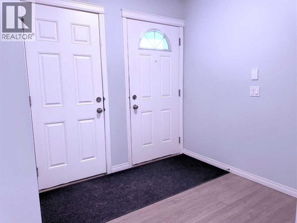 960 Taradale Drive NE Calgary, Alberta 2