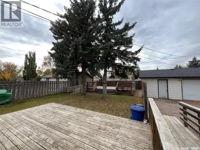 522 1st STREET E Lafleche, Saskatchewan in Houses for Sale in Moose Jaw - Image 4