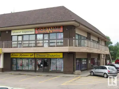 Second floor open space of 1,827 sq. ft. In shopping plaza on Gervais Road connecting to Highway 2N...