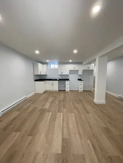 This spacious, newly renovated apartment is located in the heart of uptown, offering modern living w...