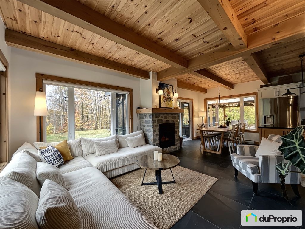 $650,000 - 2 Storey for sale in Austin — photo 1