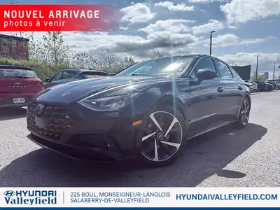 See Dealer Website for Details. ... Engine: Moteur à 4 cylindres 1.6L L/100Km City: 9.0 L/100Km Hwy:...