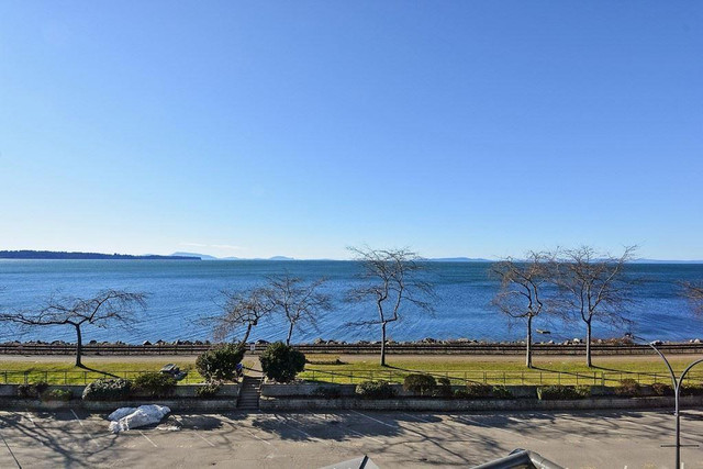 301 1150 OXFORD STREET White Rock, British Columbia in Condos for Sale in Vancouver - Image 4