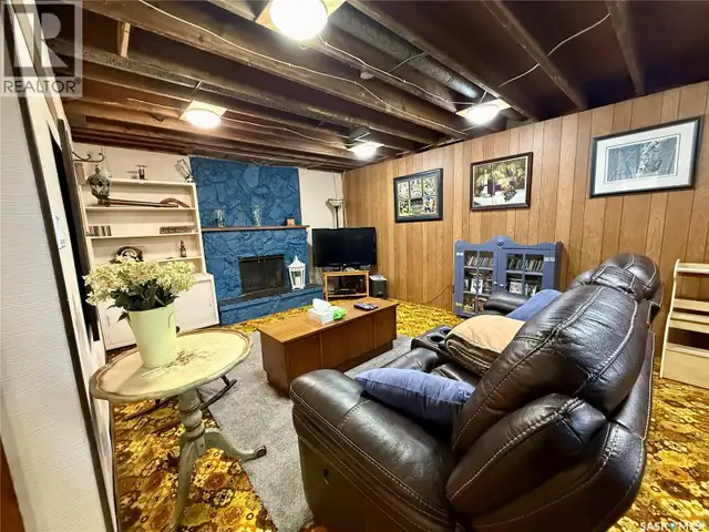 201 4th AVENUE SE Eston, Saskatchewan in Houses for Sale in Swift Current - Image 26