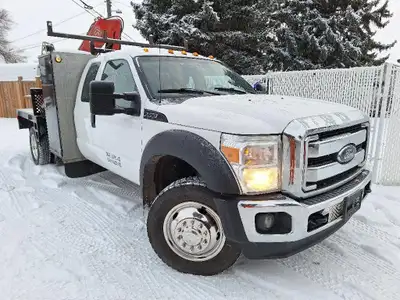 2012 Ford F-550 XLT Picker Truck New Ford Long Block Runs and Drives Great Newer Tires Fassi Picker...