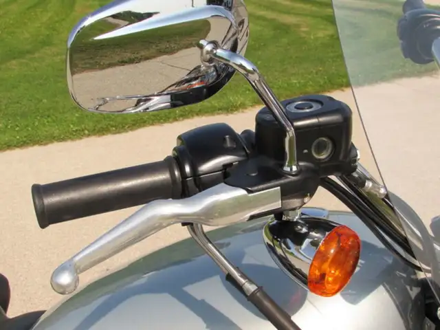 2014 Harley-Davidson XL883L Sportster SuperLow 1 Owner, ONLY 14, in Sport Touring in Leamington - Image 16