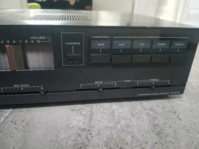 SONY TA-AX311 INTEGRATED STEREO AMPLIFIER - BUILT IN EQ in Stereo Systems & Home Theatre in City of Toronto - Image 4