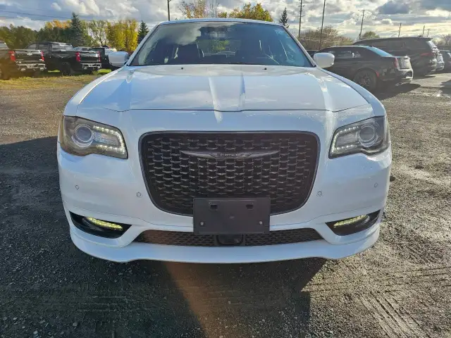 2023 Chrysler 30065275697085826121