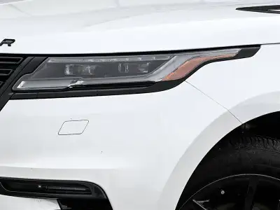 This 2024 Land Rover Range Rover Velar P340 Dynamic Se is a refined luxury SUV with confident power,...
