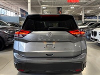 **SUMMER SPECIAL!** FEATURING : PANORAMIC MOONROOF, MULTI TERRAIN MODES, REMOTE START, WELL EQUIPPED... (image 4)
