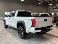 TOW HITCH, LED HEADLIGHTS, HEATED MIRRORS Find versatility and rugged charm in the 2024 Toyota Tacom... (image 6)