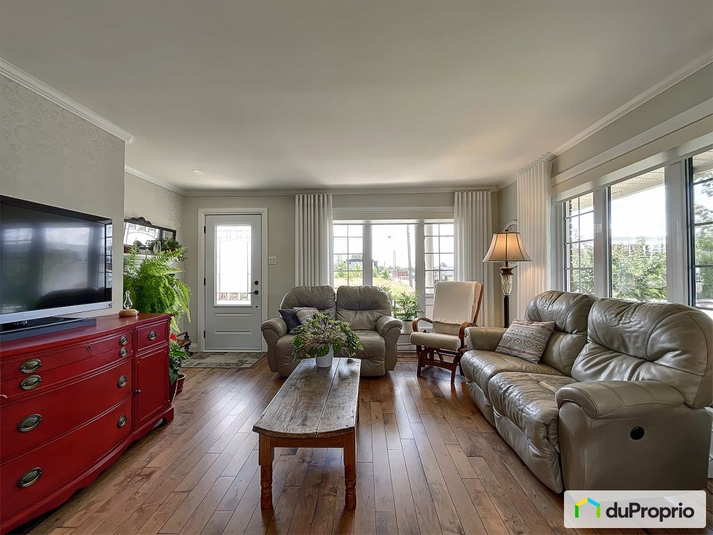 $475,000 - Bungalow for sale in Granby — photo 3
