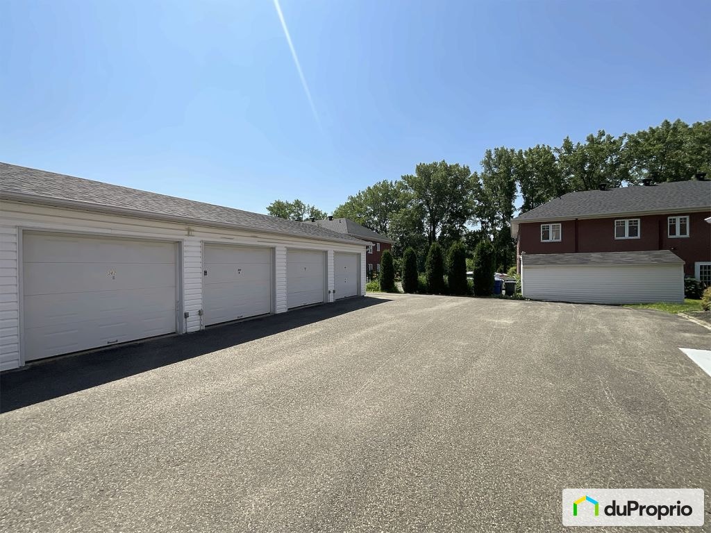 $299,900 - Condominium in Trois-Rivières (Cap-De-La-Madeleine) — photo 2