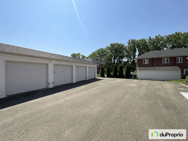 $299,900 - Condominium in Trois-Rivières (Cap-De-La-Madeleine) — photo 2