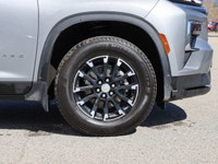 2025 Chevrolet Traverse LT AWD Completely redesigned and more powerful than ever, this 2025 Chevrole... (image 8)