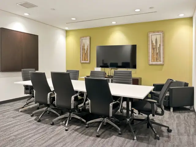 Large Office for Rent – Regus Vancouver Park Place Vancouver in Commercial & Office Space for Rent in Vancouver - Image 7
