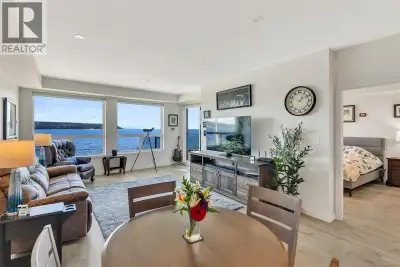 Boasting some of the most breathtaking scenery in the area, this beautifully appointed two bedroom p...