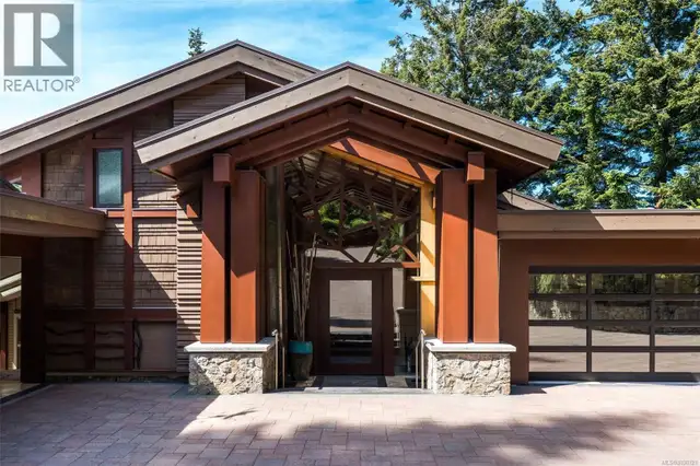 960 Lands End End North Saanich, British Columbia in Houses for Sale in Victoria - Image 24